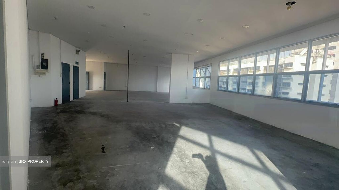 Alpha Industrial Building (D22), Factory #462657351